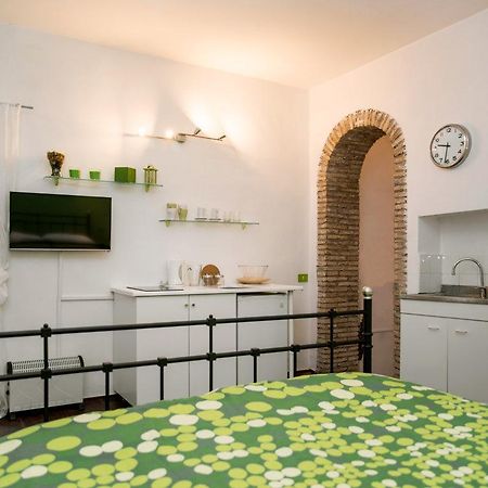 Trastevere Intimate Apartment Рим Екстериор снимка
